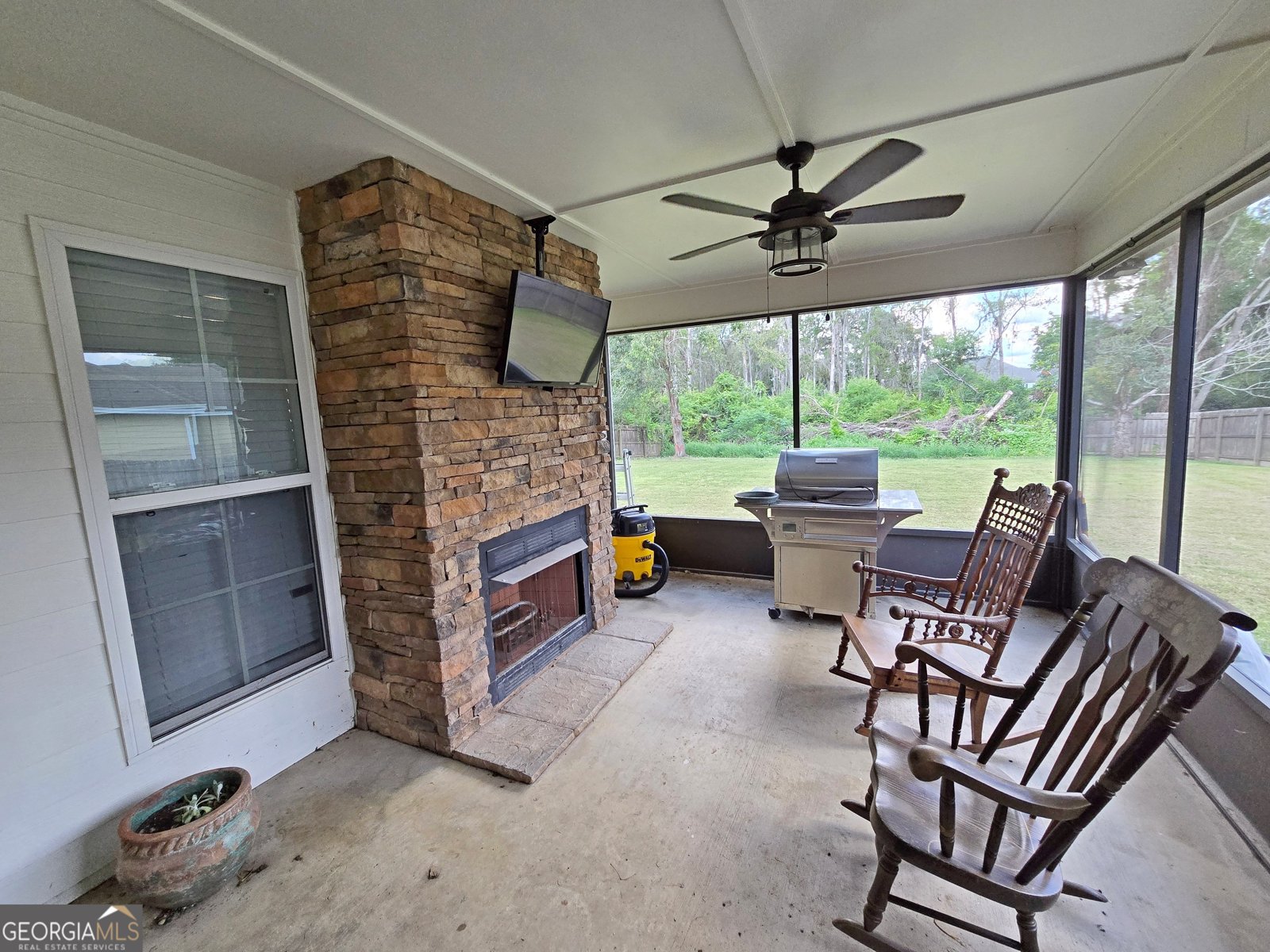 5078 Planters Crossing Hahira - 23