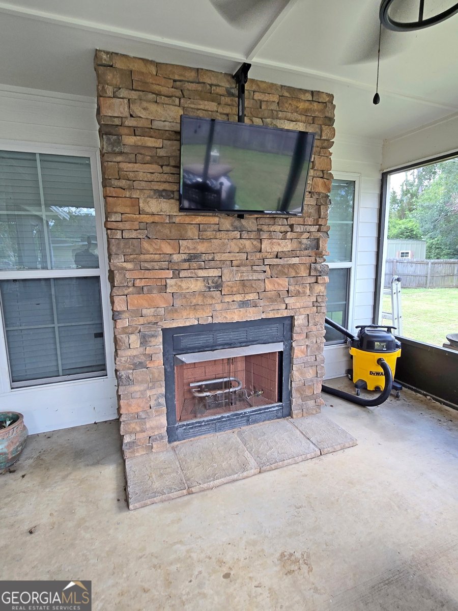 5078 Planters Crossing Hahira - 24