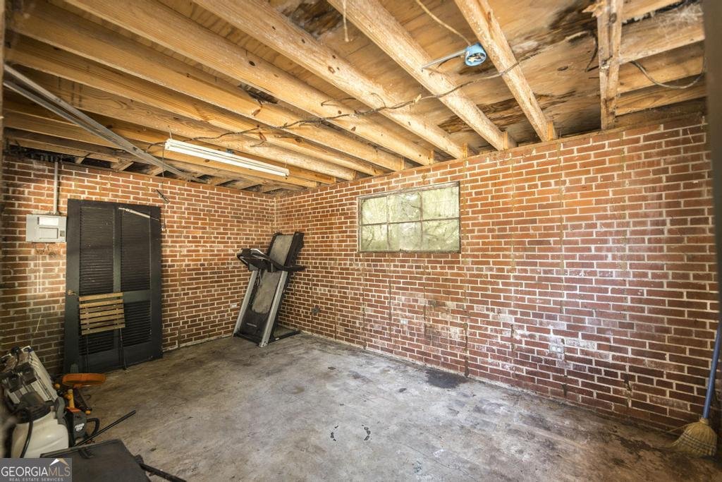 2162 General Winship Drive Macon - 33
