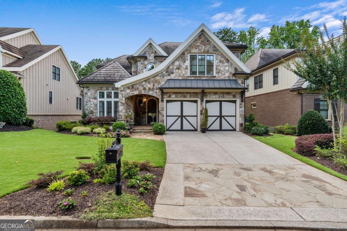 2540 Hillandale Circle Cumming - 1