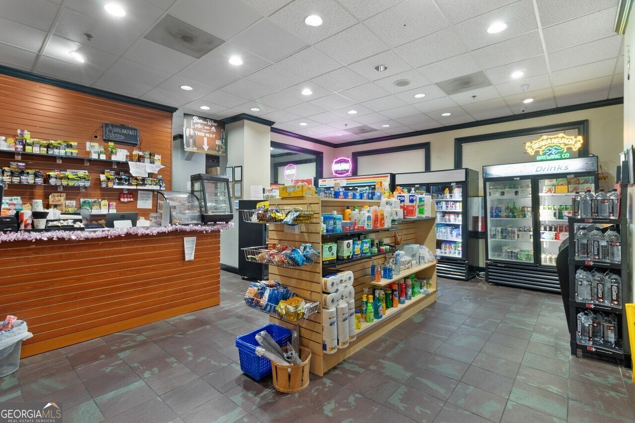 795 Hammond Drive Atlanta - 28