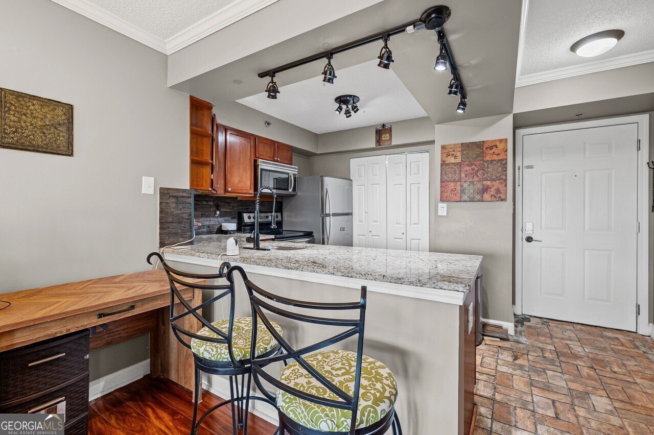795 Hammond Drive Atlanta - 6