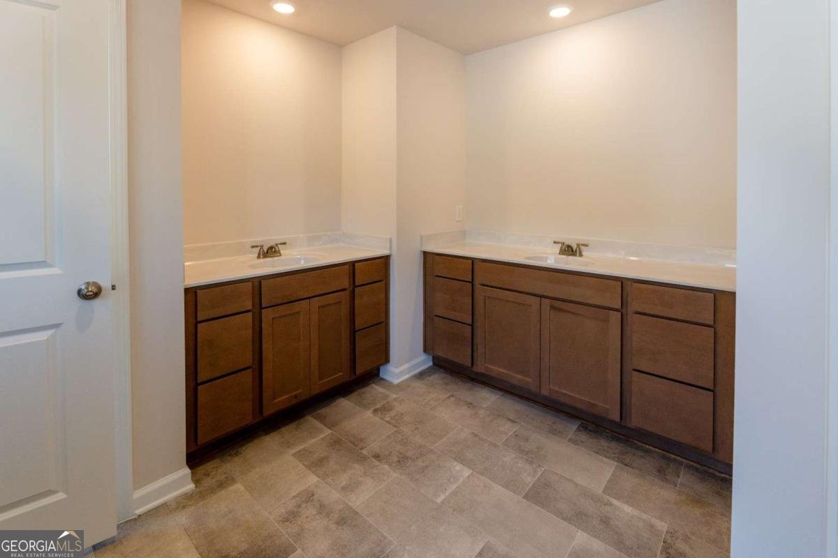316 Bloomfield Circle Canton - 14