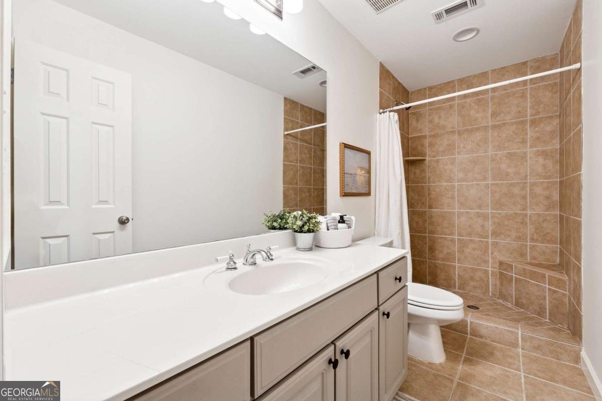 9885 Twingate Drive Johns Creek - 32
