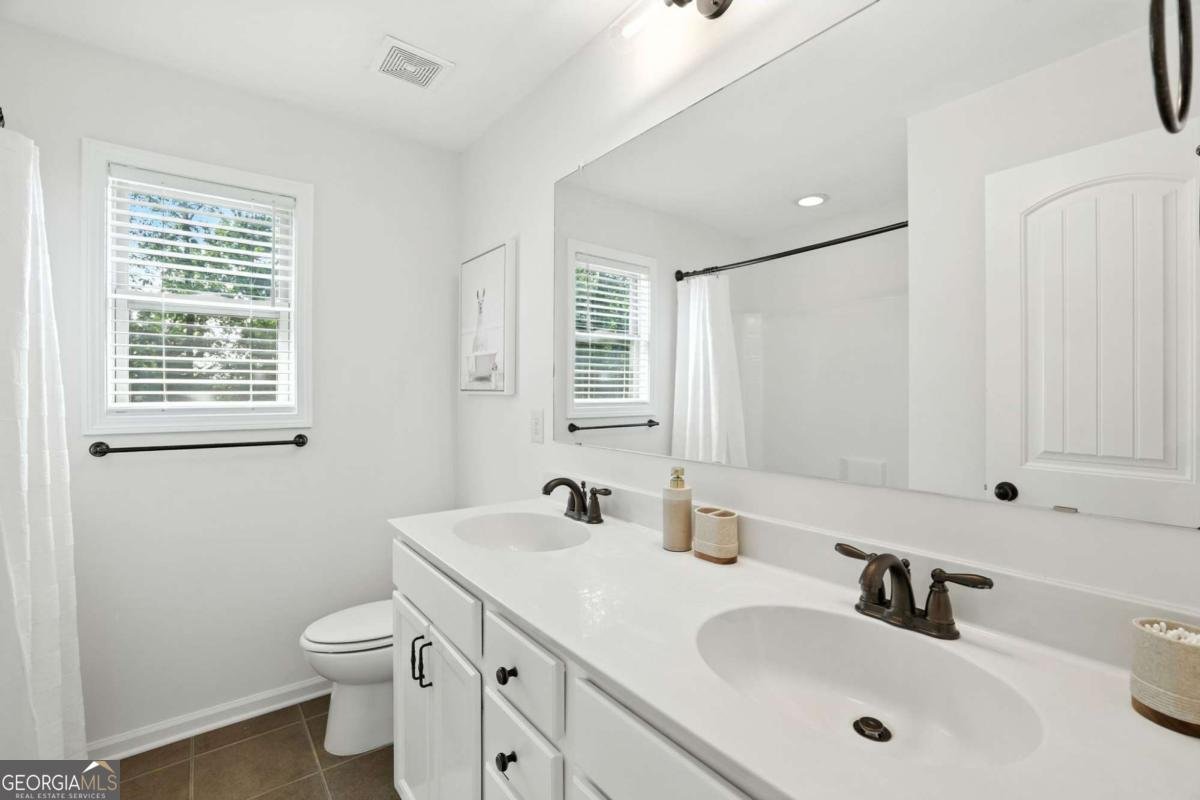 3035 Ansley Arbor Court Cumming - 27