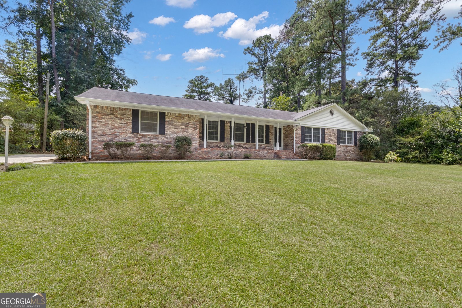 29 Little John Way Newnan - 1