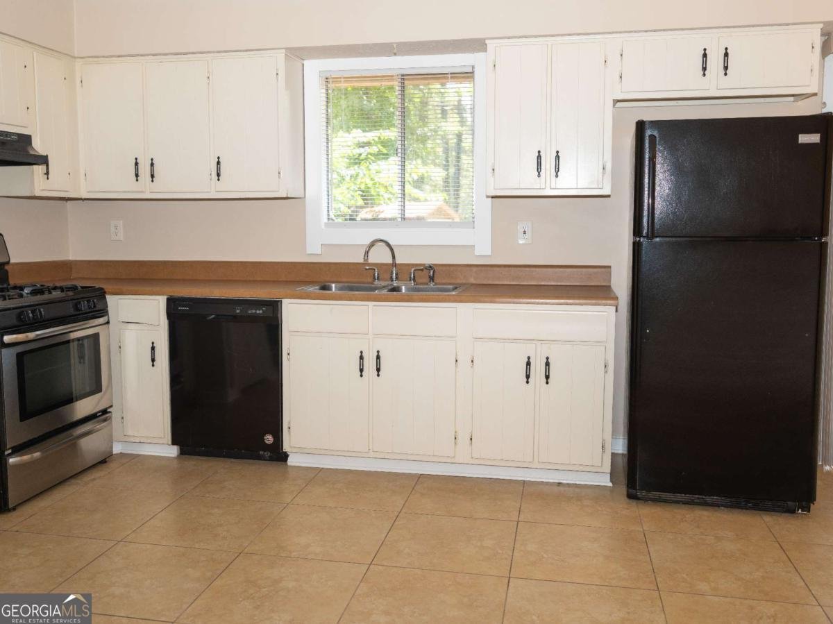 96 Burnham Circle Jonesboro - 11