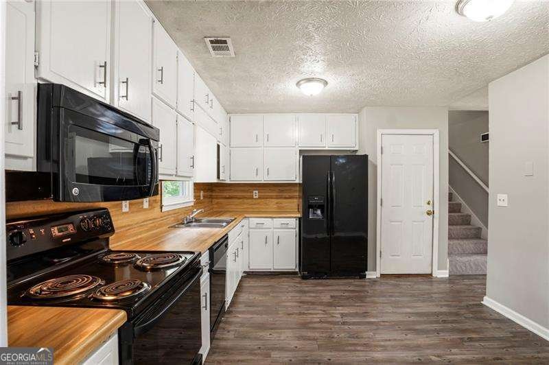 7356 Caribou Trail Riverdale - 11