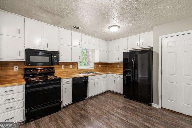 7356 Caribou Trail Riverdale - 13