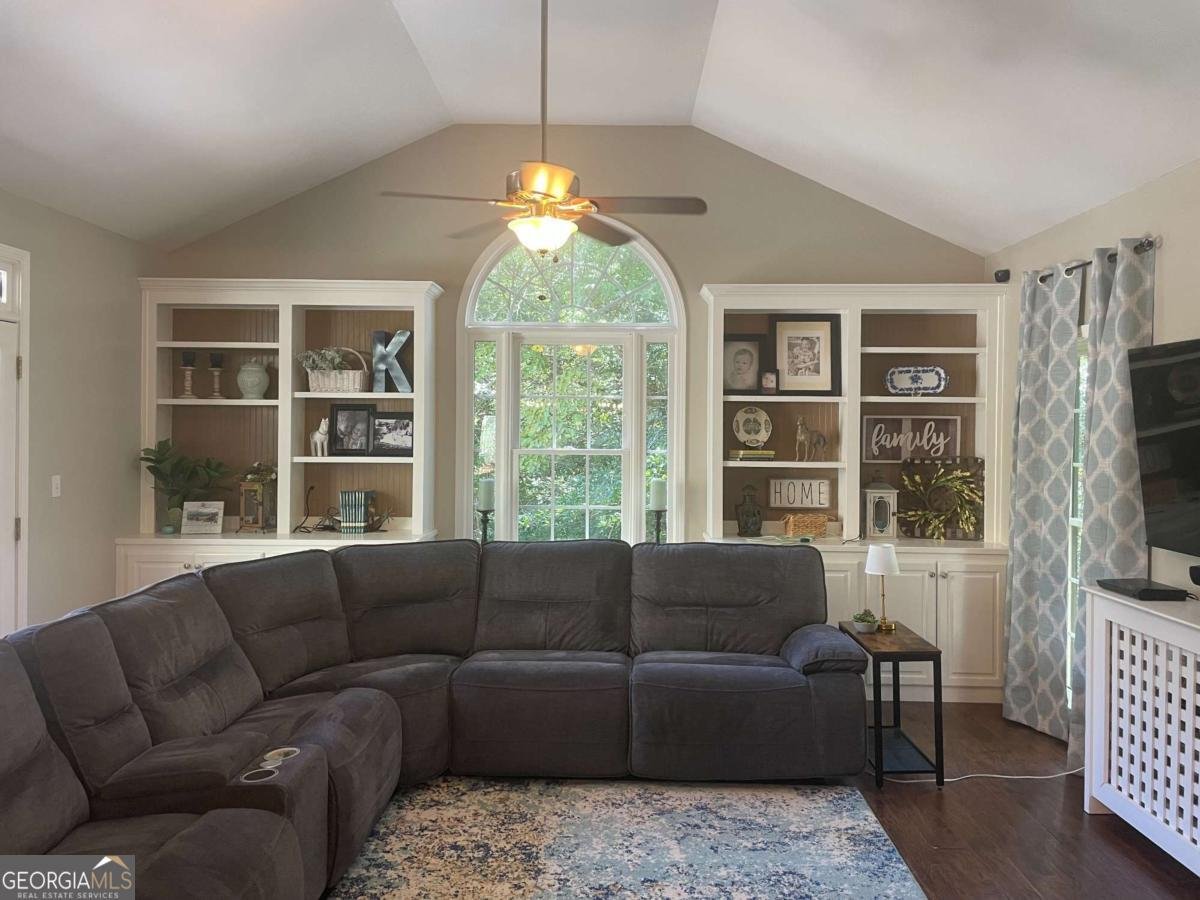 2665 High Point Court Loganville - 2