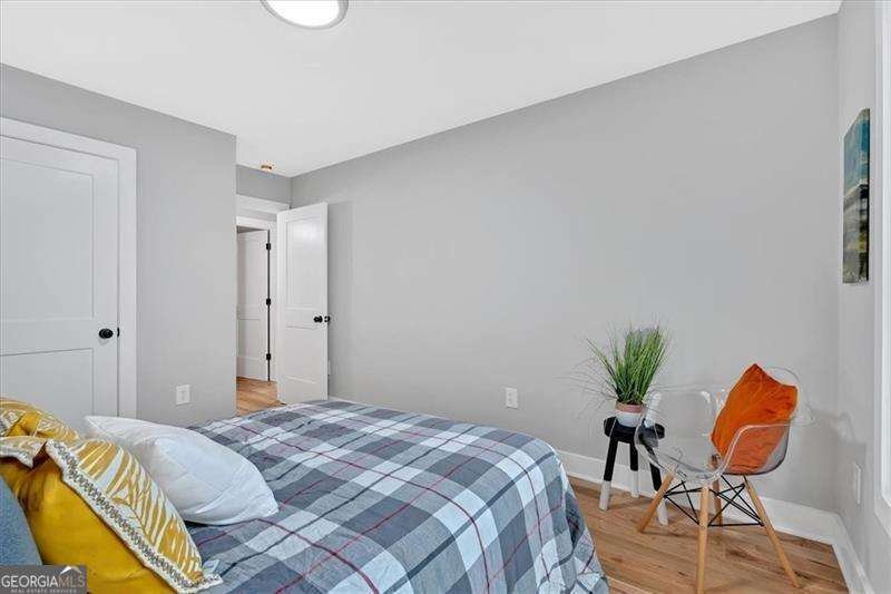 786 Neal Street Atlanta - 25