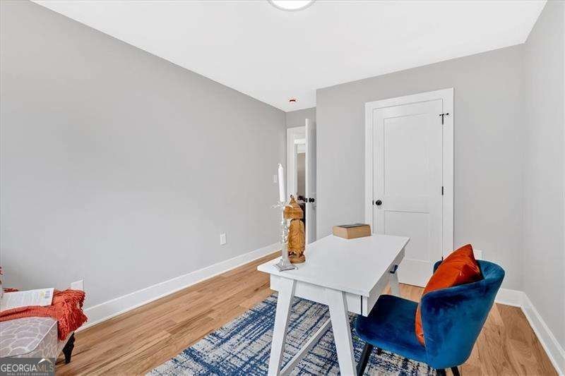 786 Neal Street Atlanta - 3