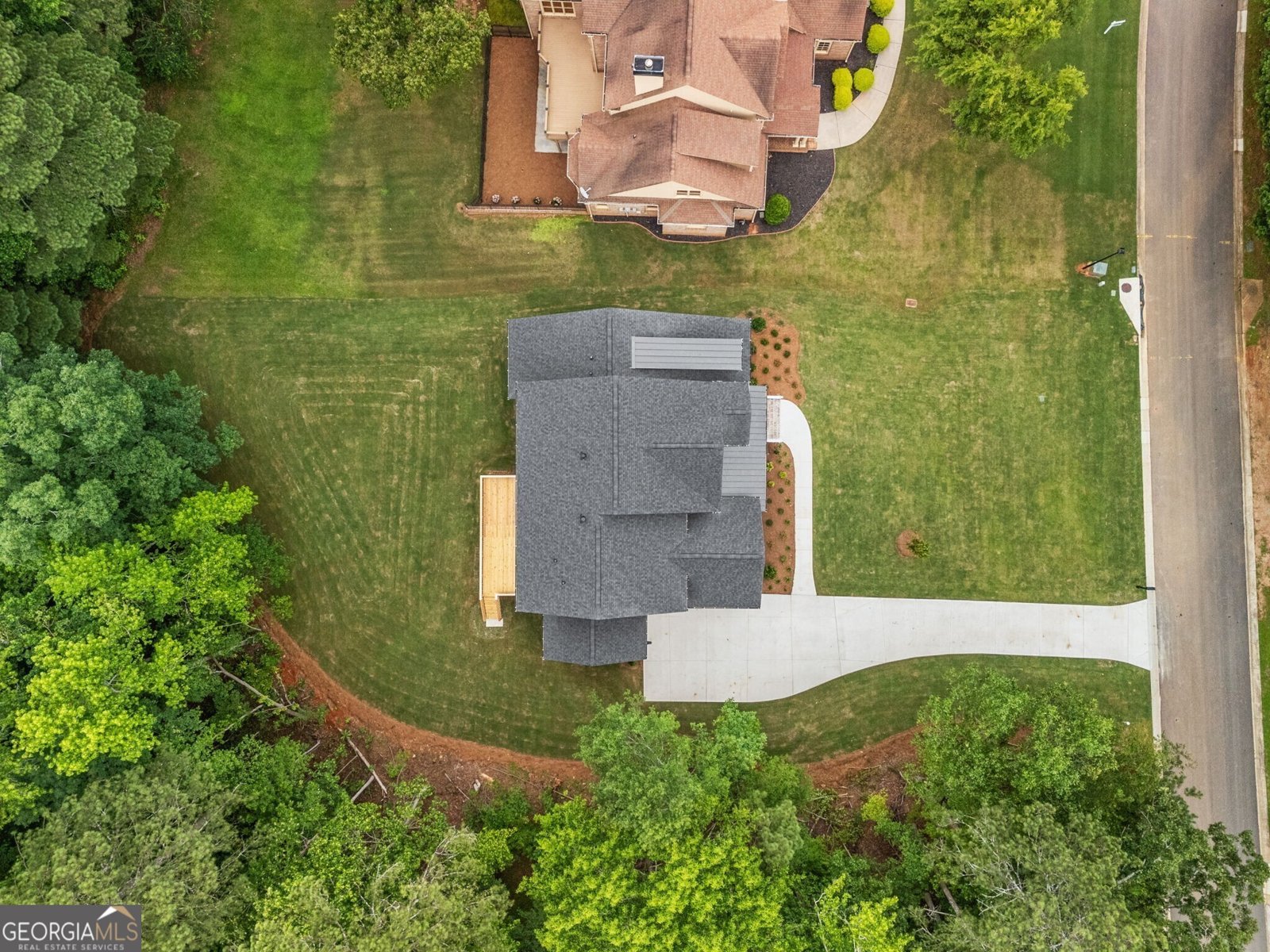 9135 Greenway Court Gainesville - 27