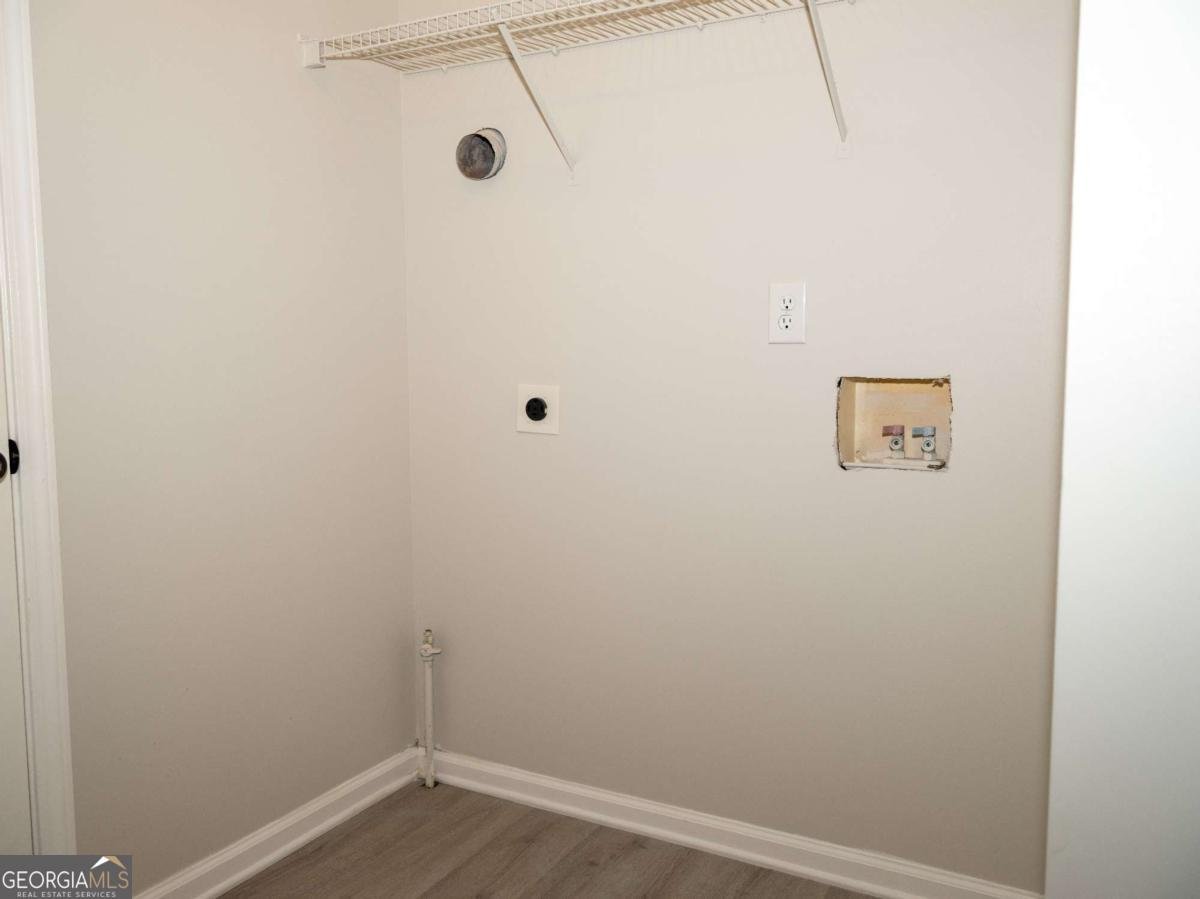 1860 Pinehurst View Drive Grayson - 4