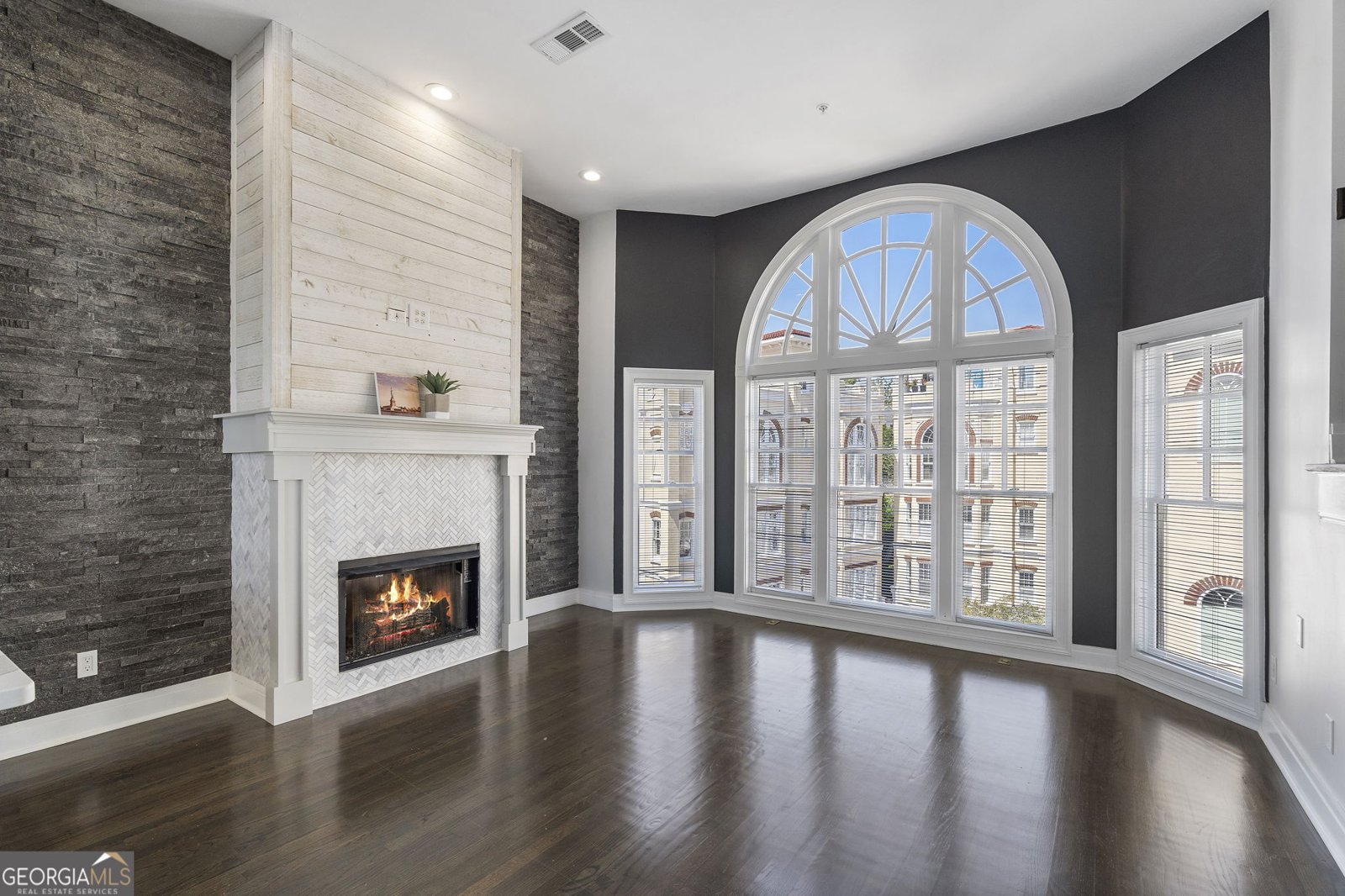 3541 Roswell Road Atlanta - 2