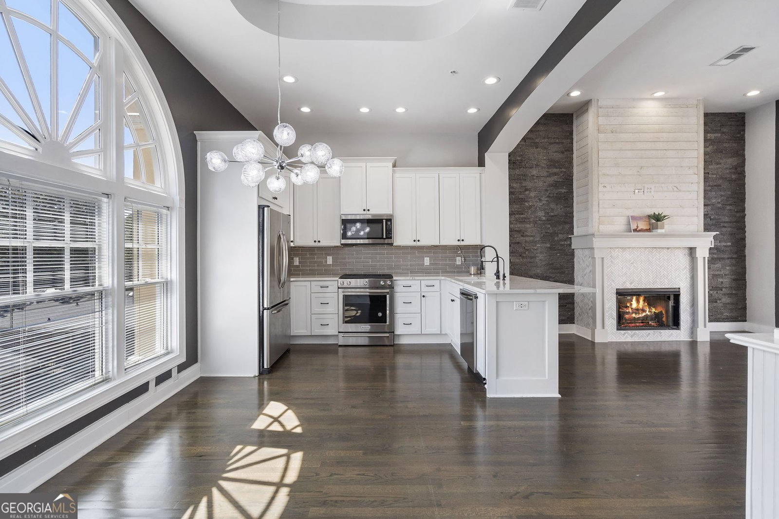 3541 Roswell Road Atlanta - 23