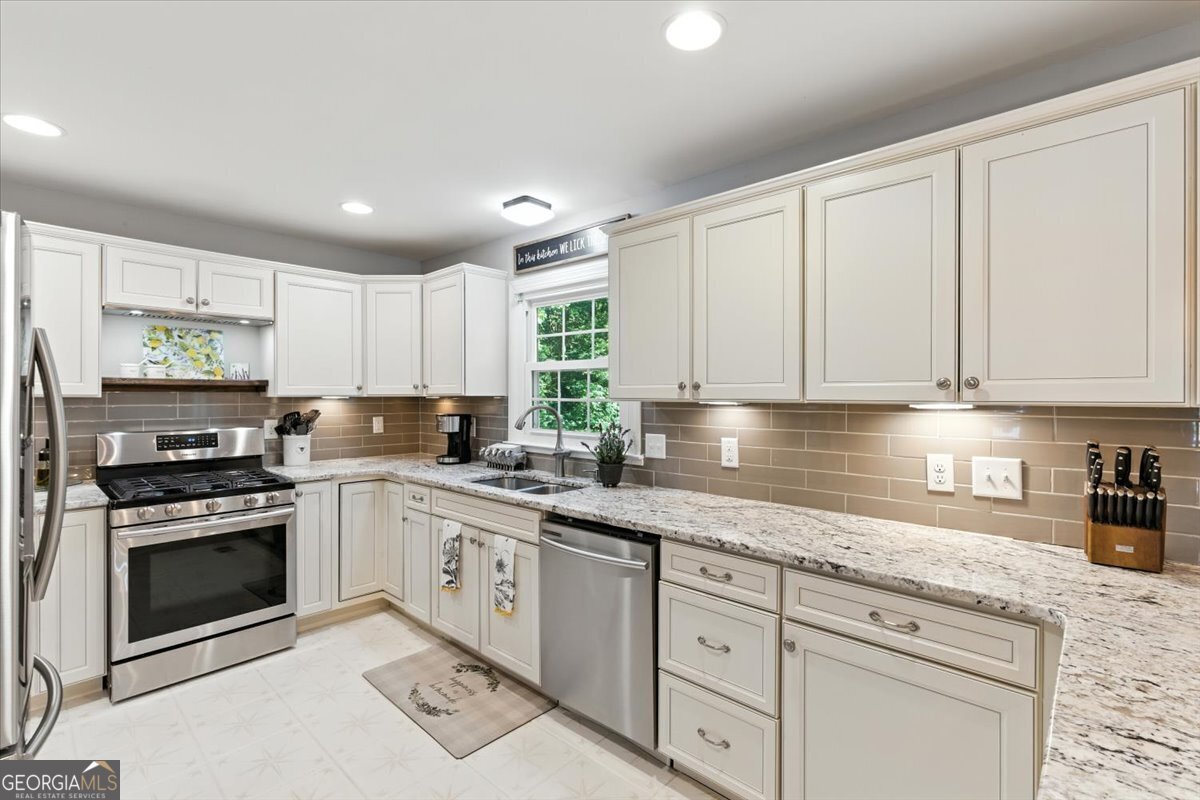 4990 Hill Road Acworth - 9