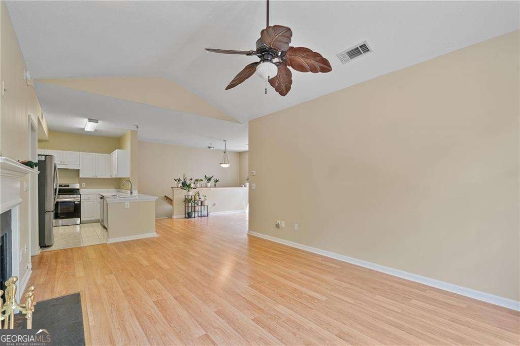 1203 Vinings Forest Lane Smyrna - 12