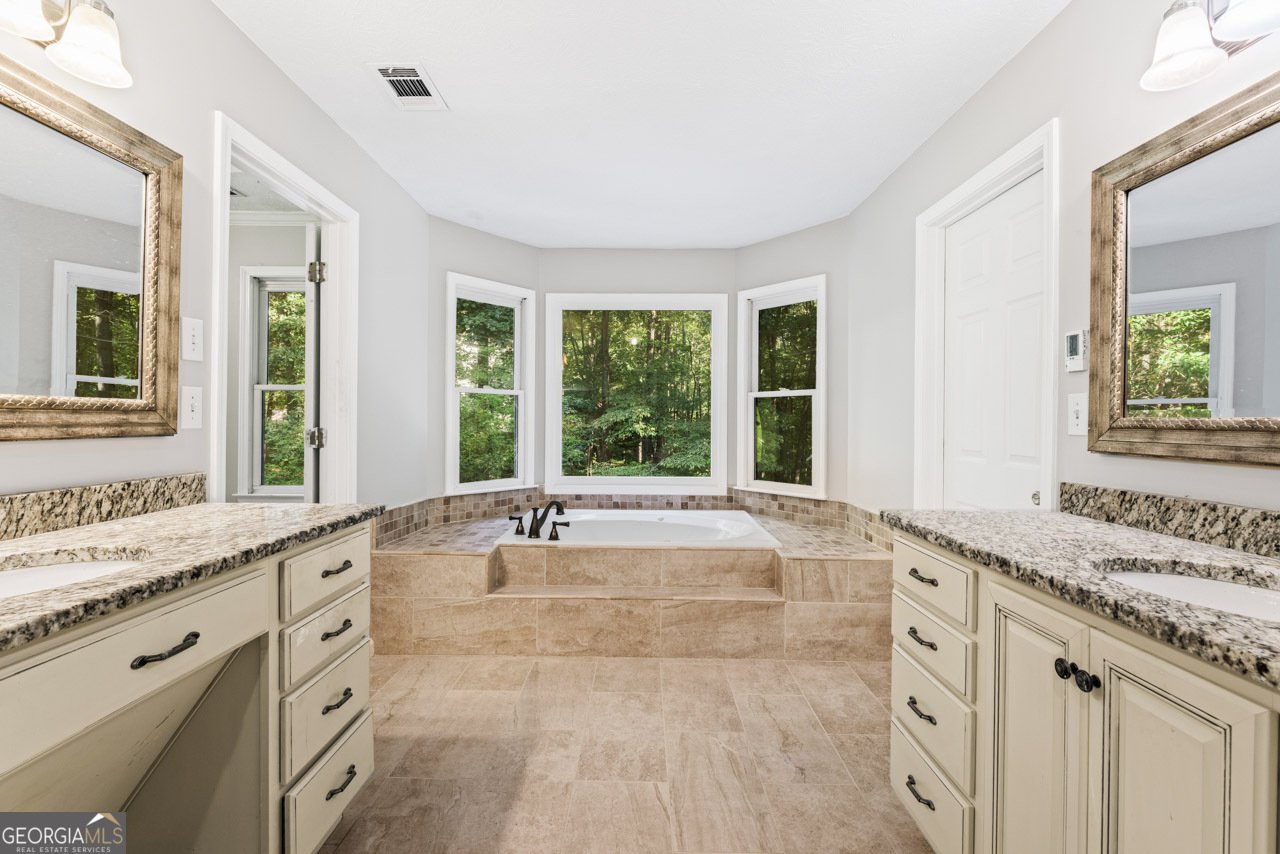 266 Williamsburg Circle McDonough - 14