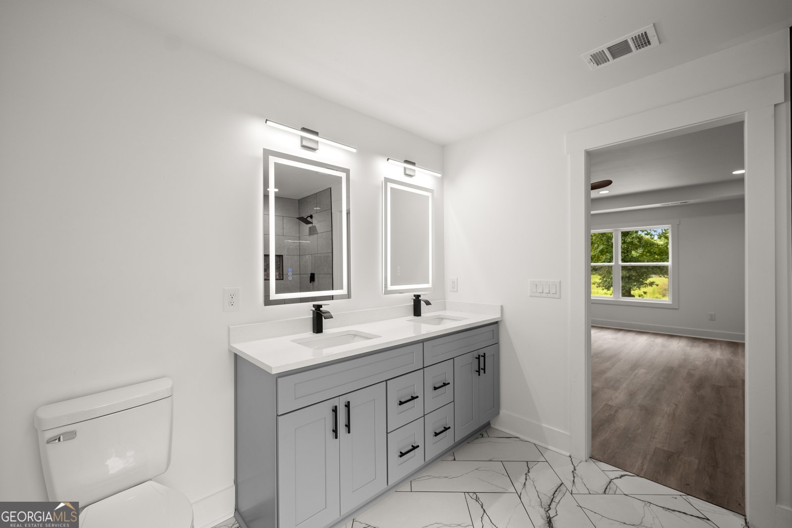182 HARDMAN Road Clarkesville - 31