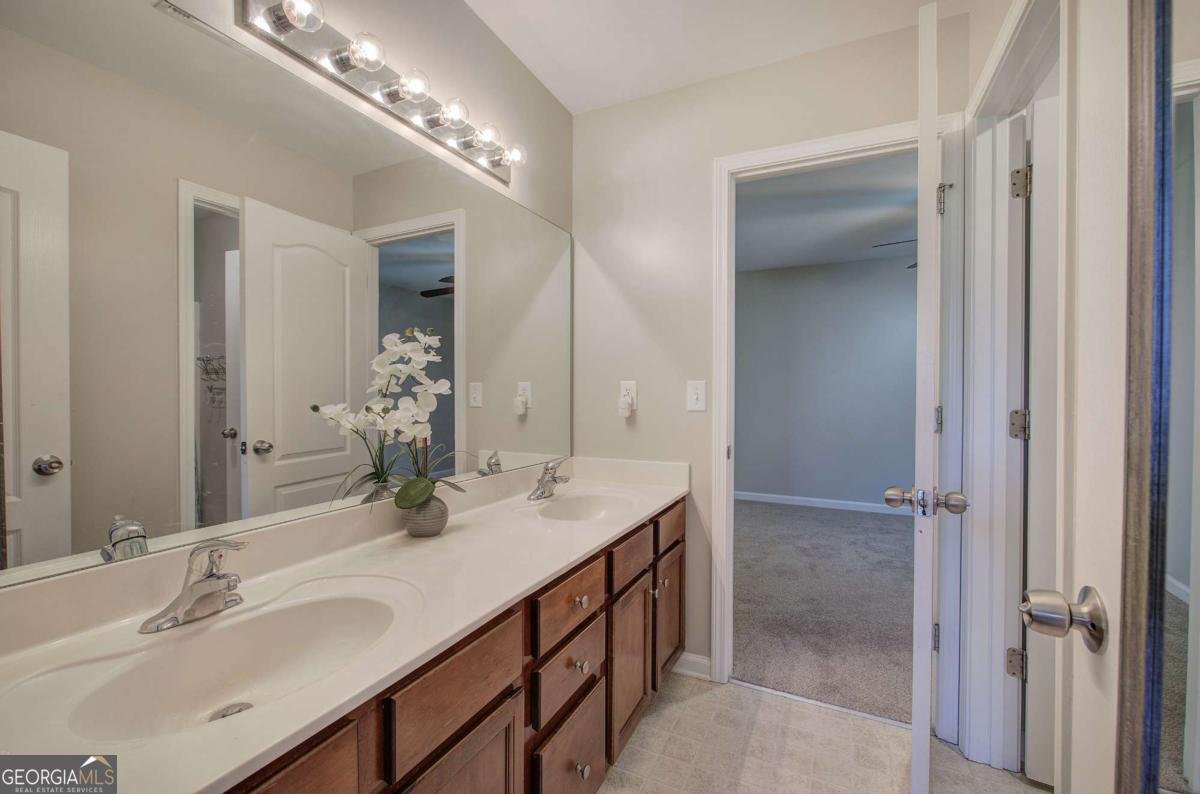 26 Ivey Meadow Drive Dallas - 11