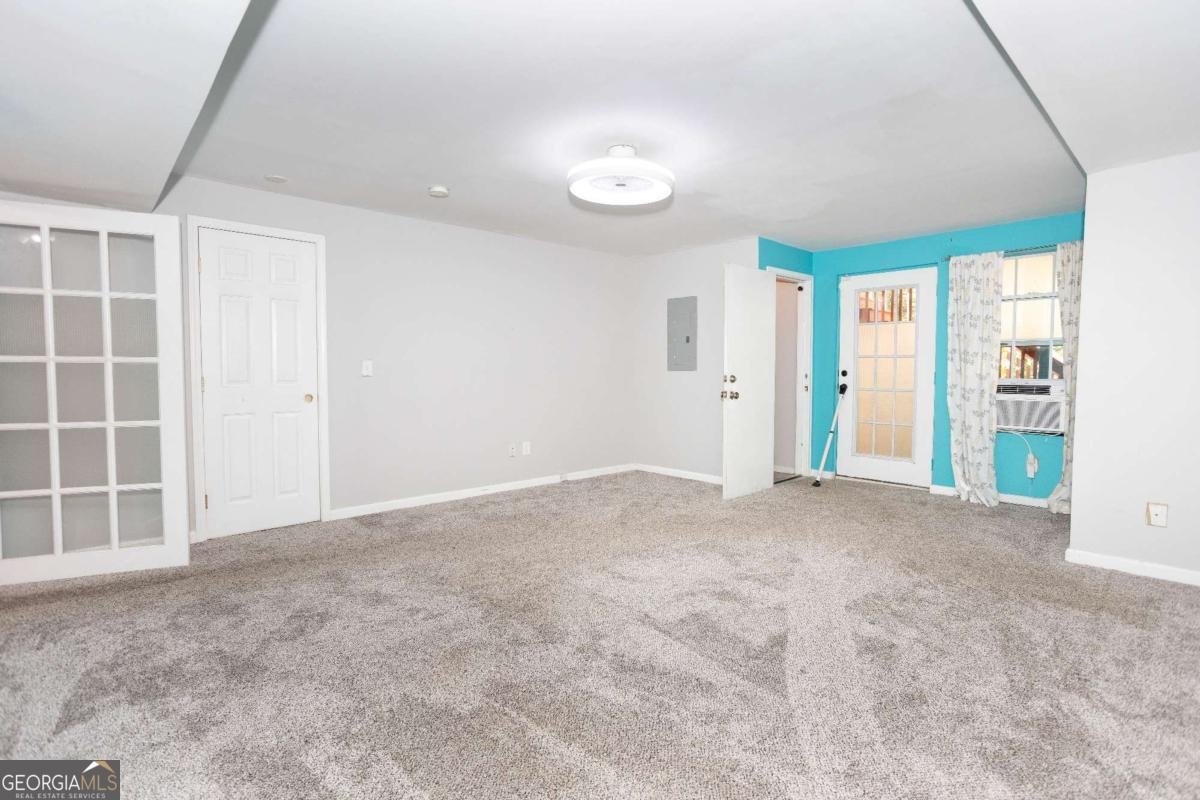9155 Nesbit Ferry Road Alpharetta - 27