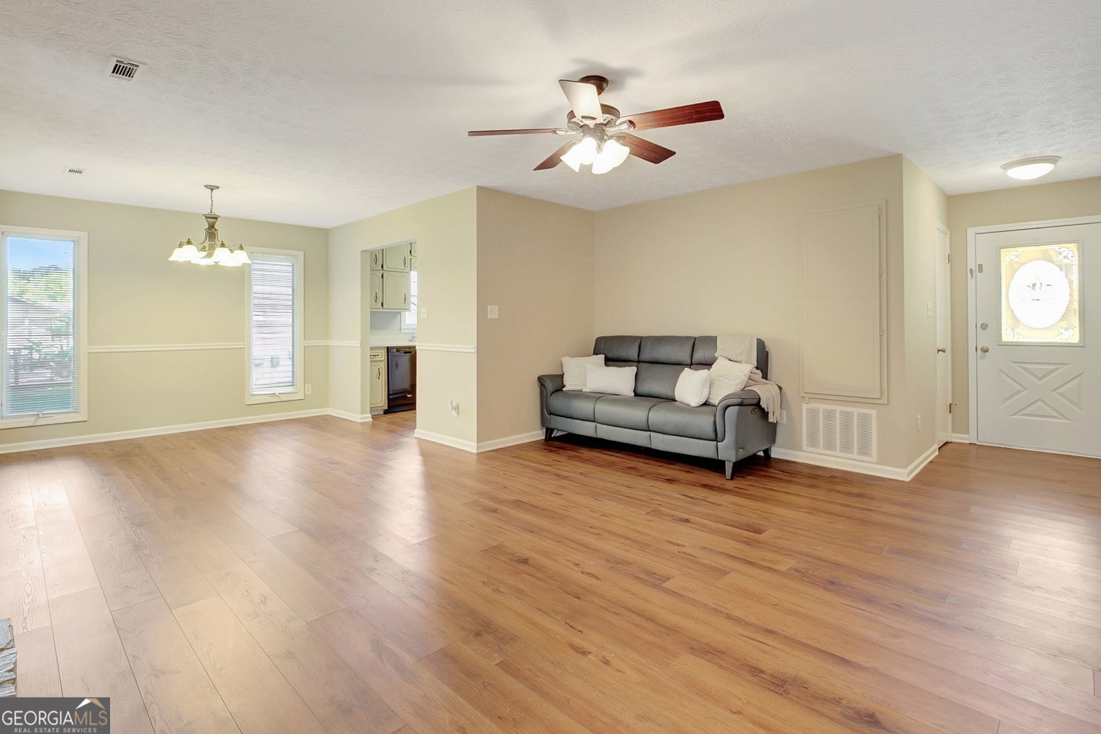 711 Redwood Park Peachtree City - 11