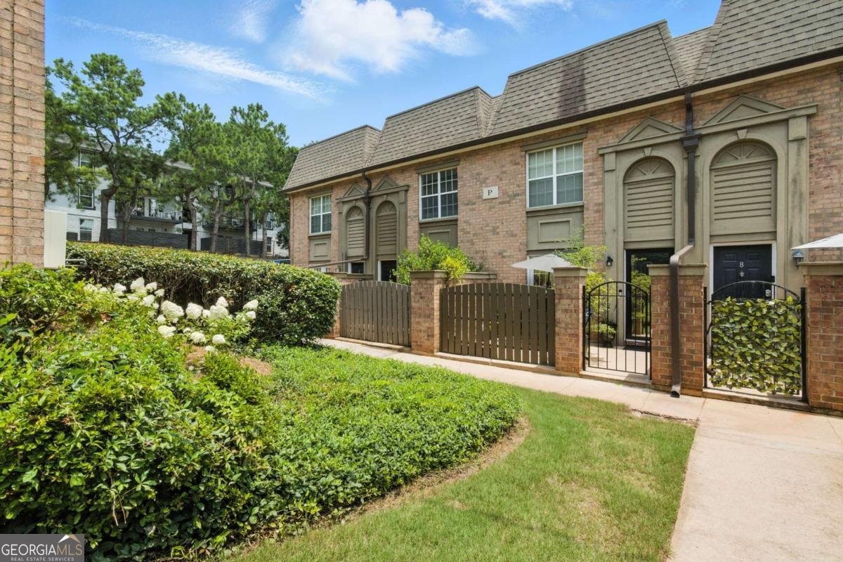 6980 Roswell Road Atlanta - 18