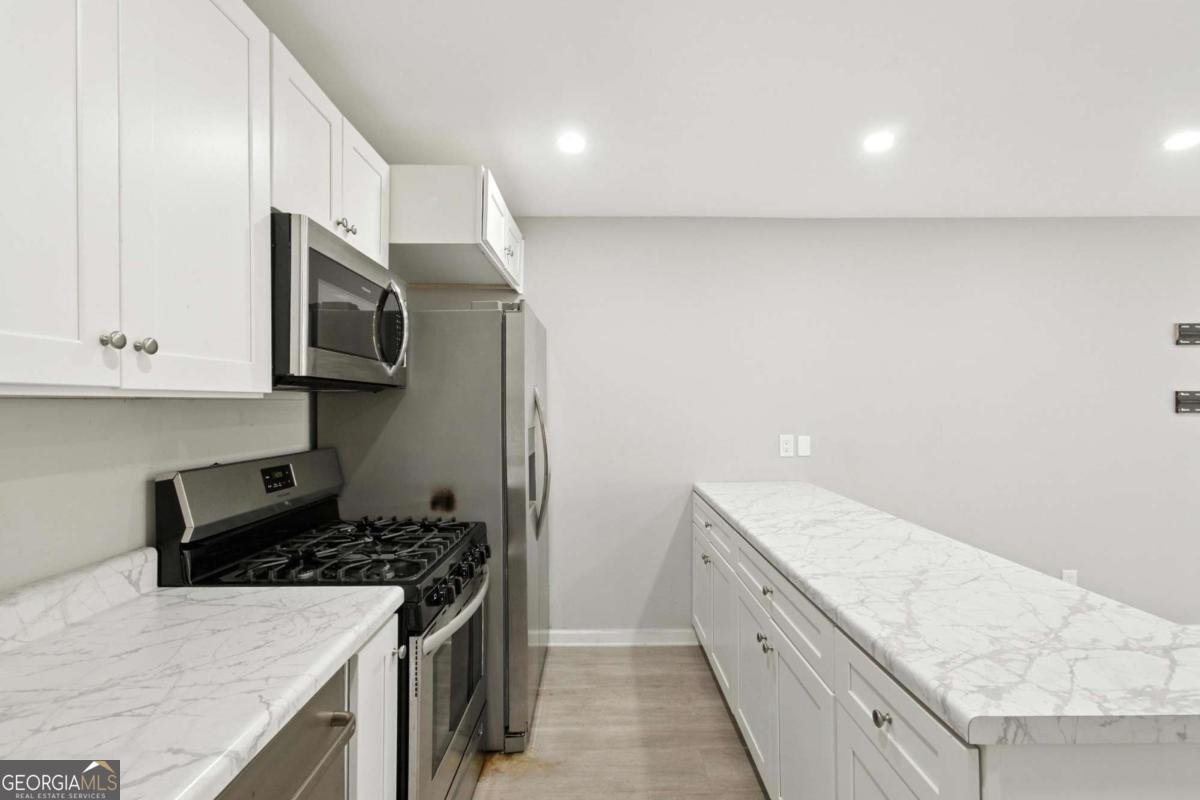 6980 Roswell Road Atlanta - 9