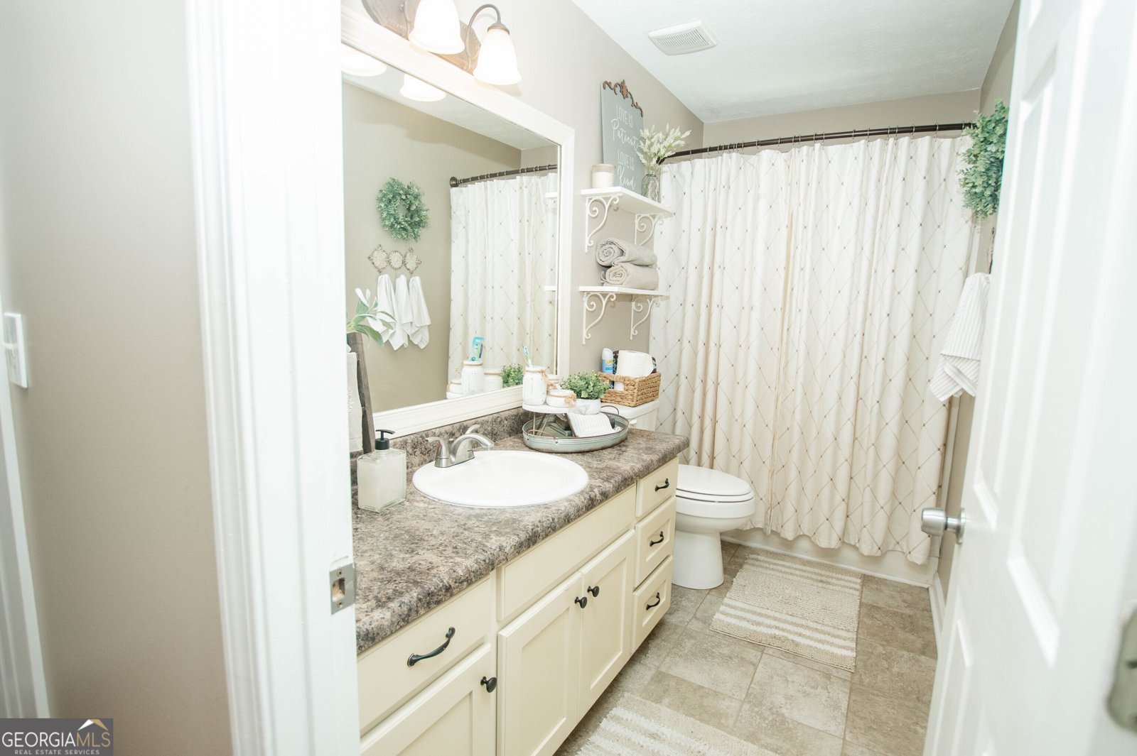 5494 McCullers Lane Loganville - 33