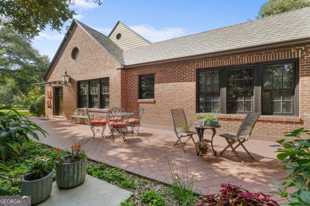 406 North Main Street Sylvania - 40