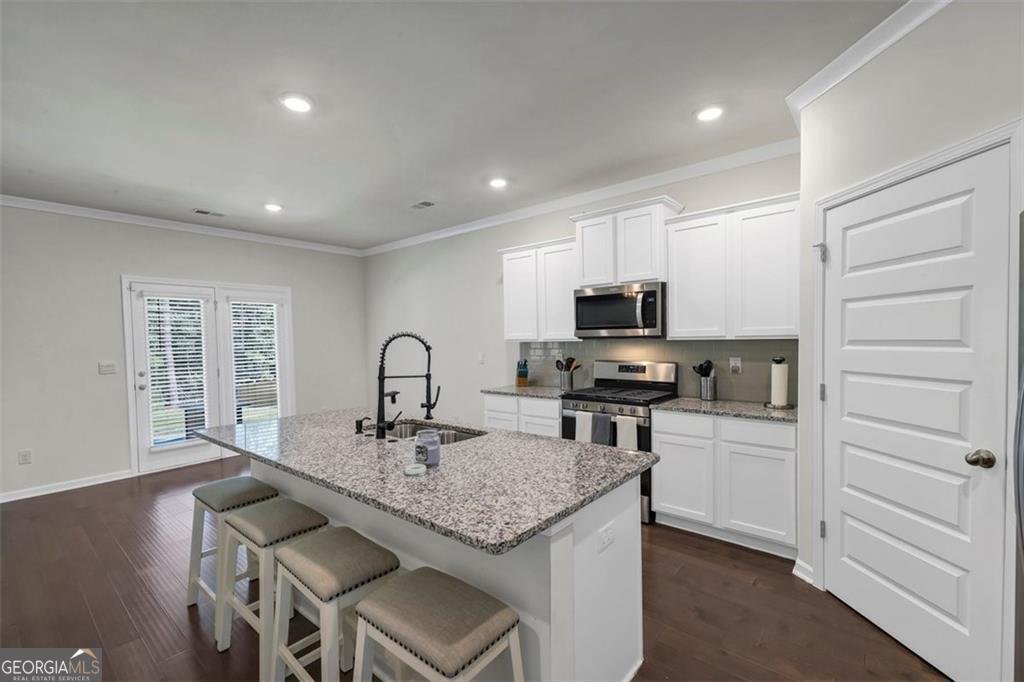 609 Blue Juniper Circle Loganville - 1
