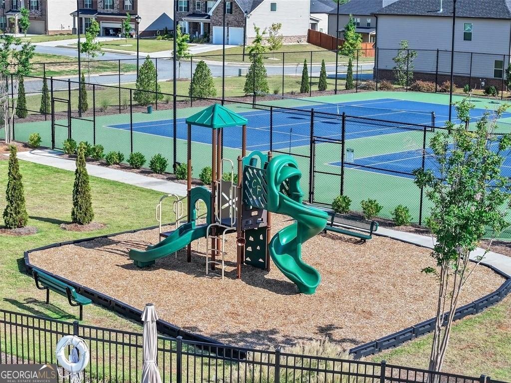 609 Blue Juniper Circle Loganville - 37