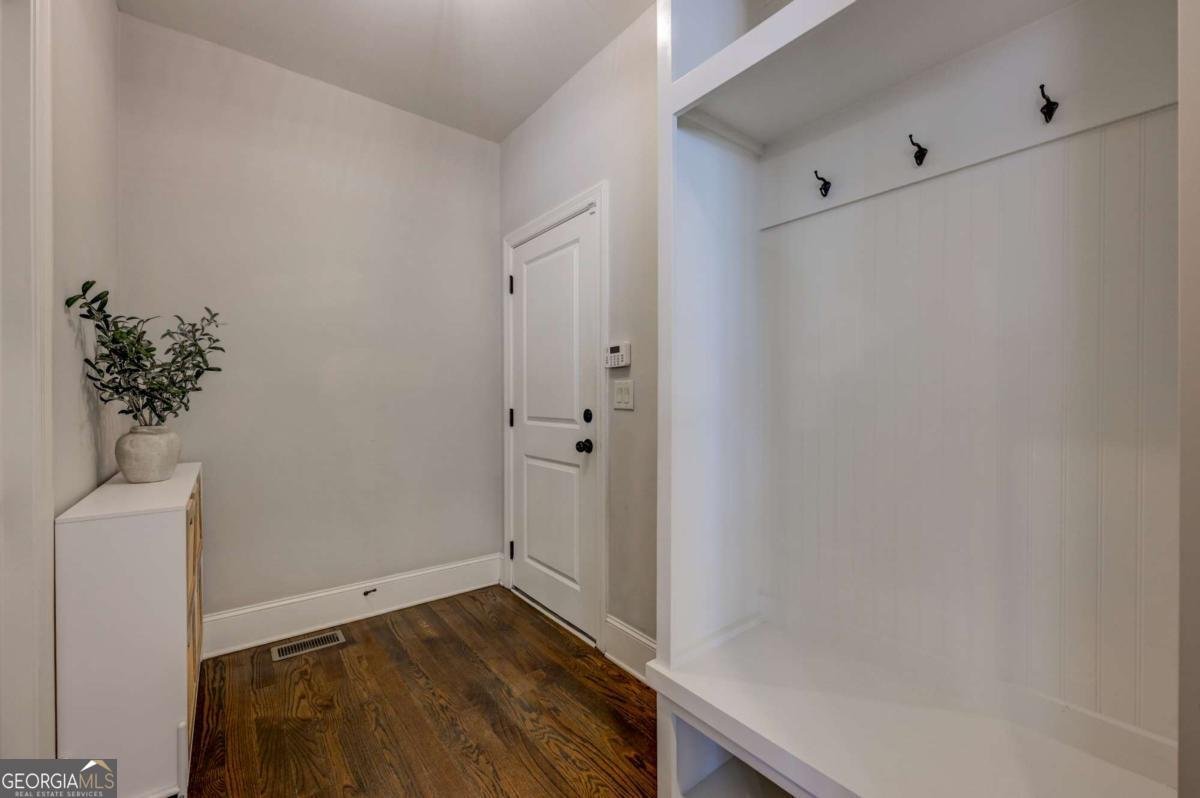6863 LAKE STERLING Boulevard Flowery Branch - 10