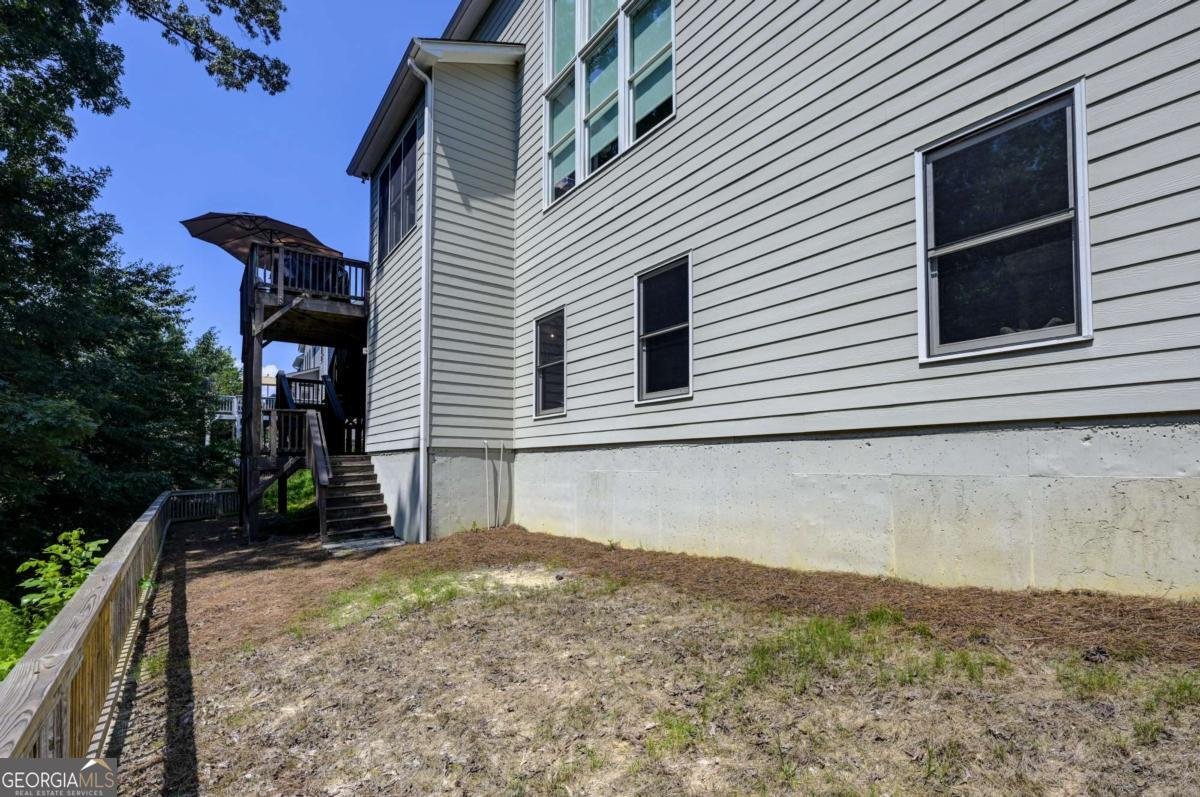 6863 LAKE STERLING Boulevard Flowery Branch - 39