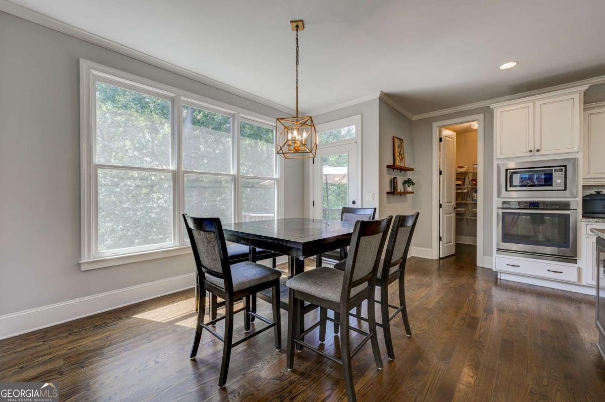 6863 LAKE STERLING Boulevard Flowery Branch - 6