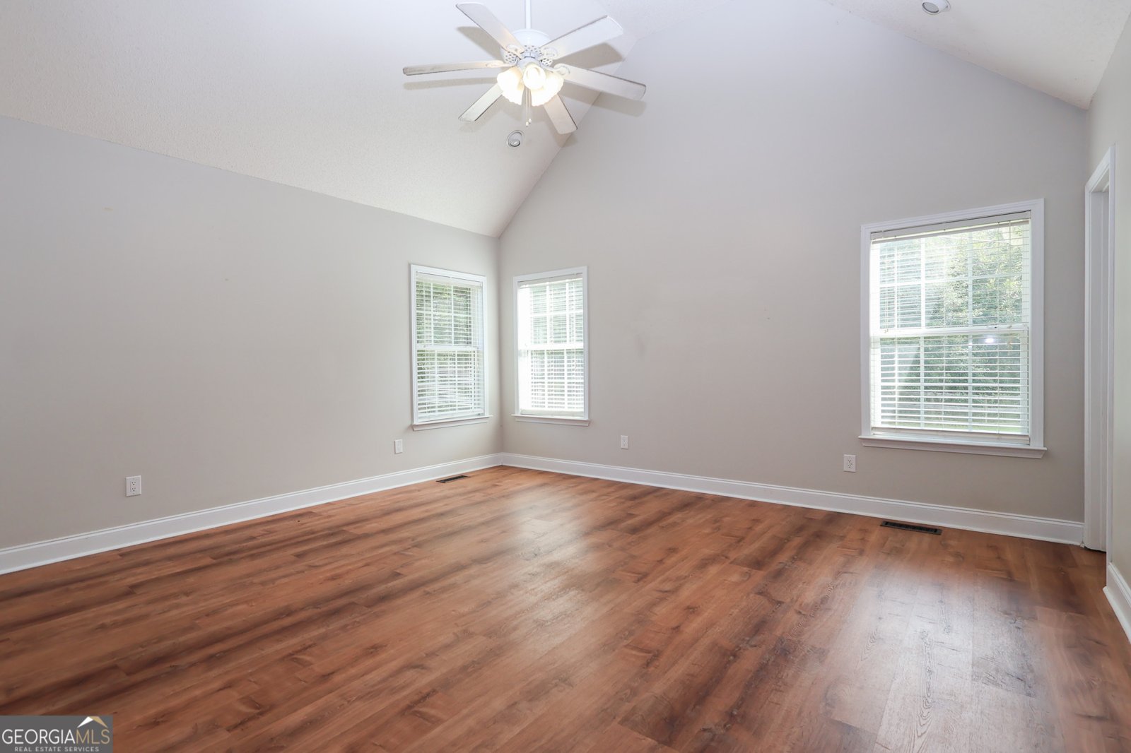 395 Chapman Road Macon - 9