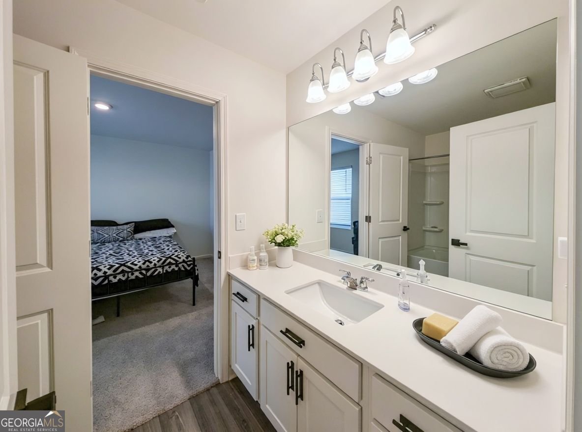 290 Hyde Park Winder - 16