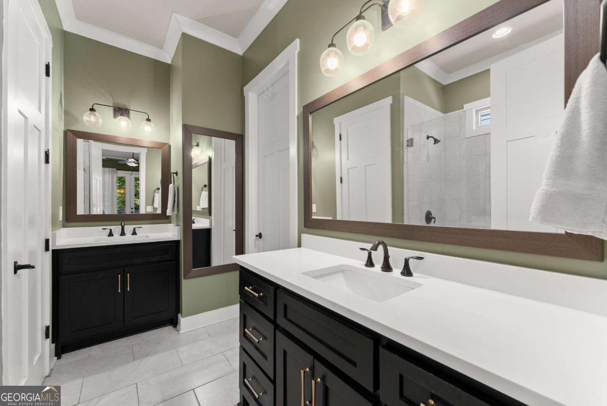3487 Big View Road Gainesville - 24