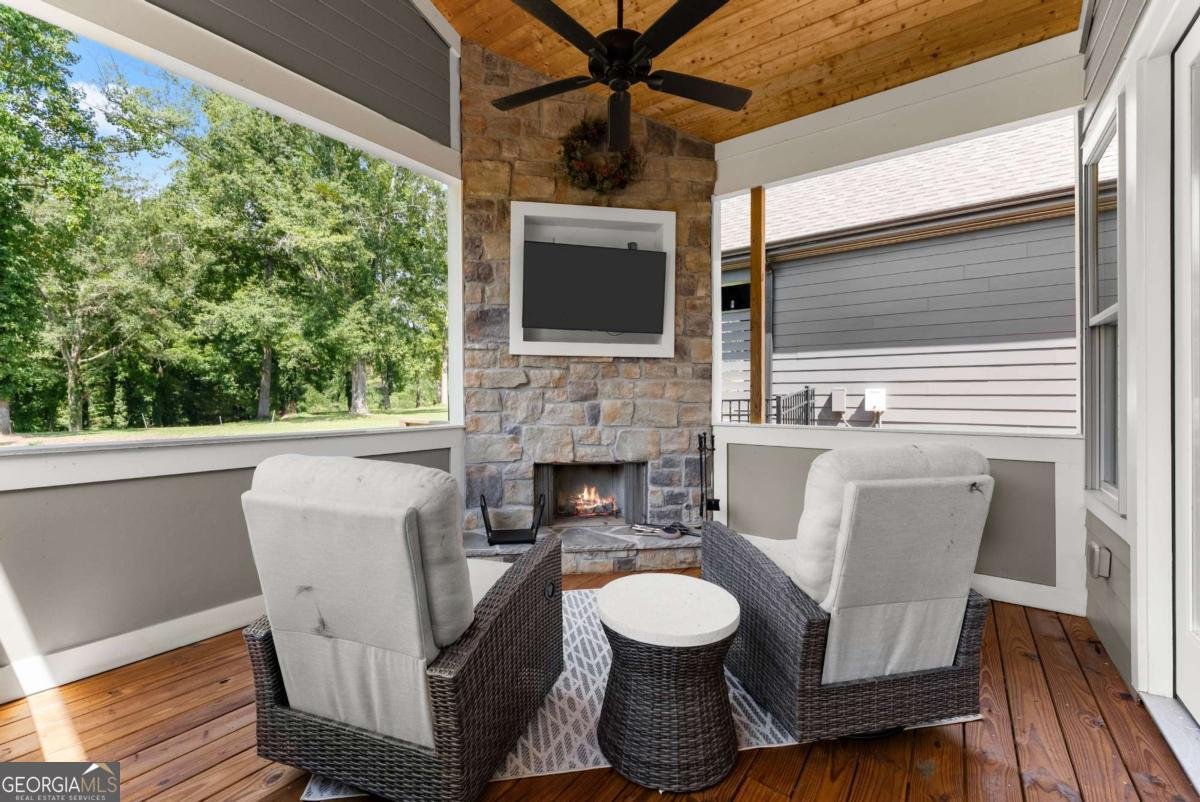 3487 Big View Road Gainesville - 40