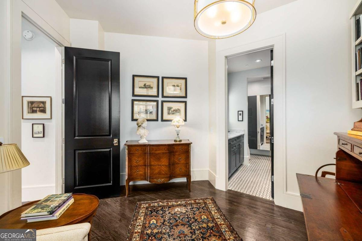 2660 Peachtree Road Atlanta - 26