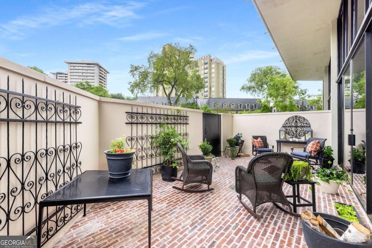 2660 Peachtree Road Atlanta - 29