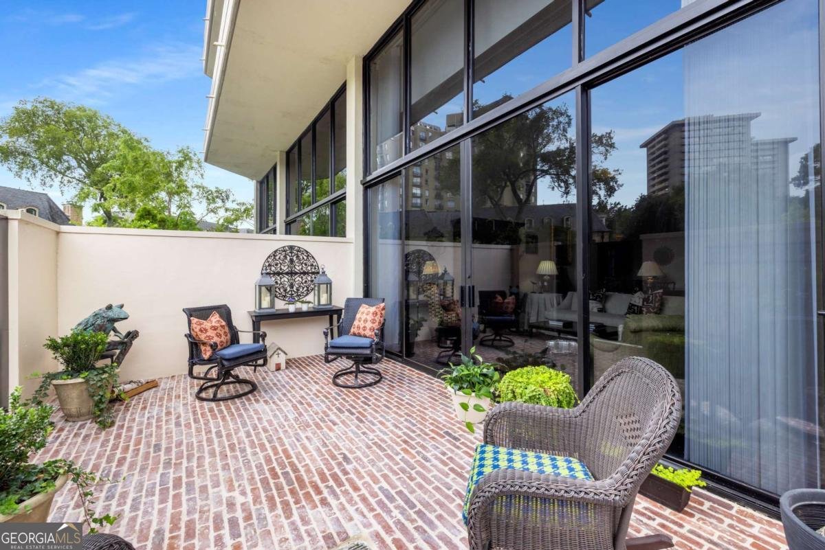 2660 Peachtree Road Atlanta - 30