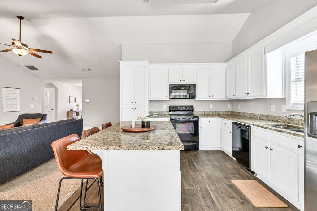 32 Livingston Court Winder - 12