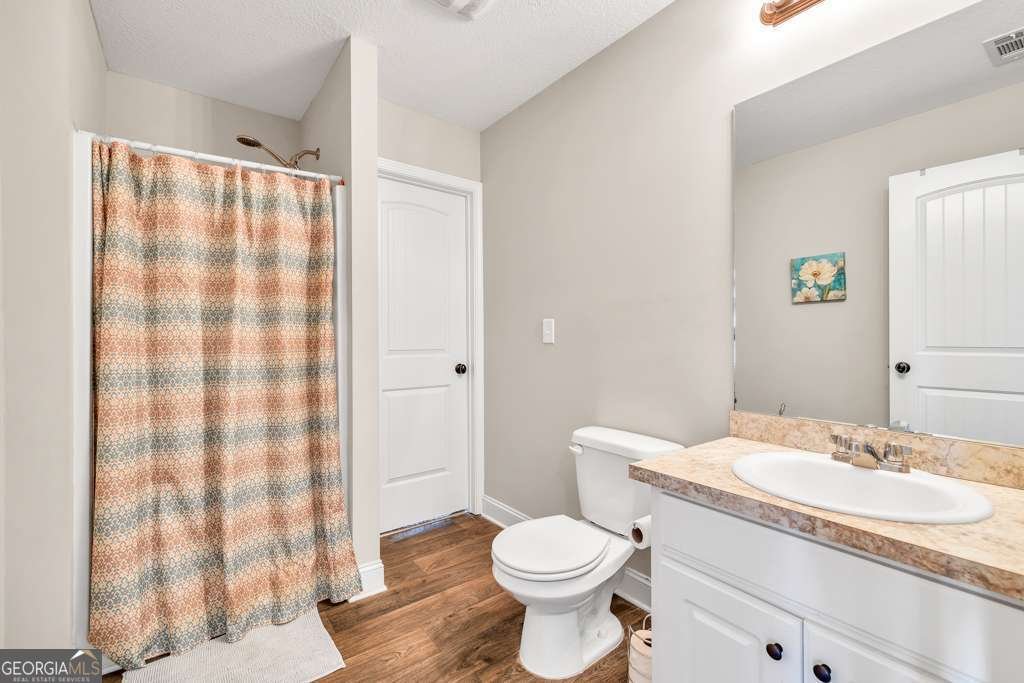 32 Livingston Court Winder - 15