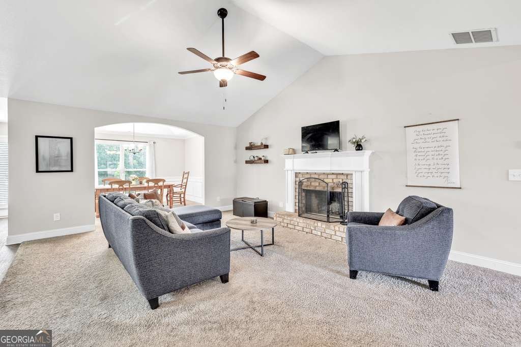 32 Livingston Court Winder - 7