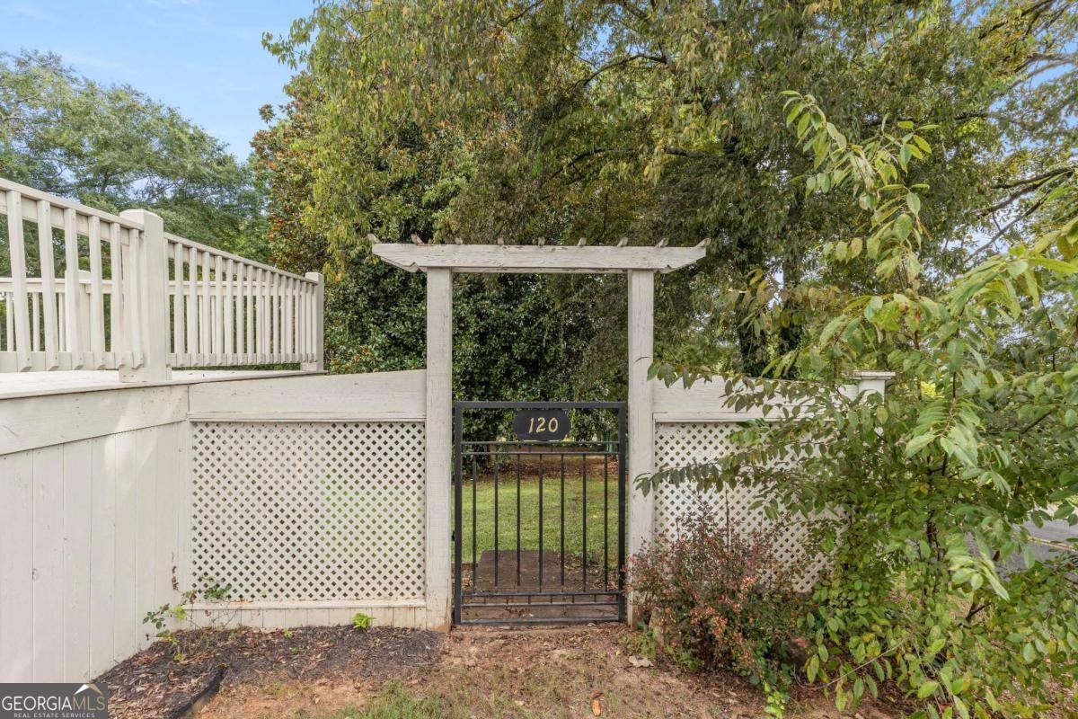120 Buena Vista Drive Calhoun - 52