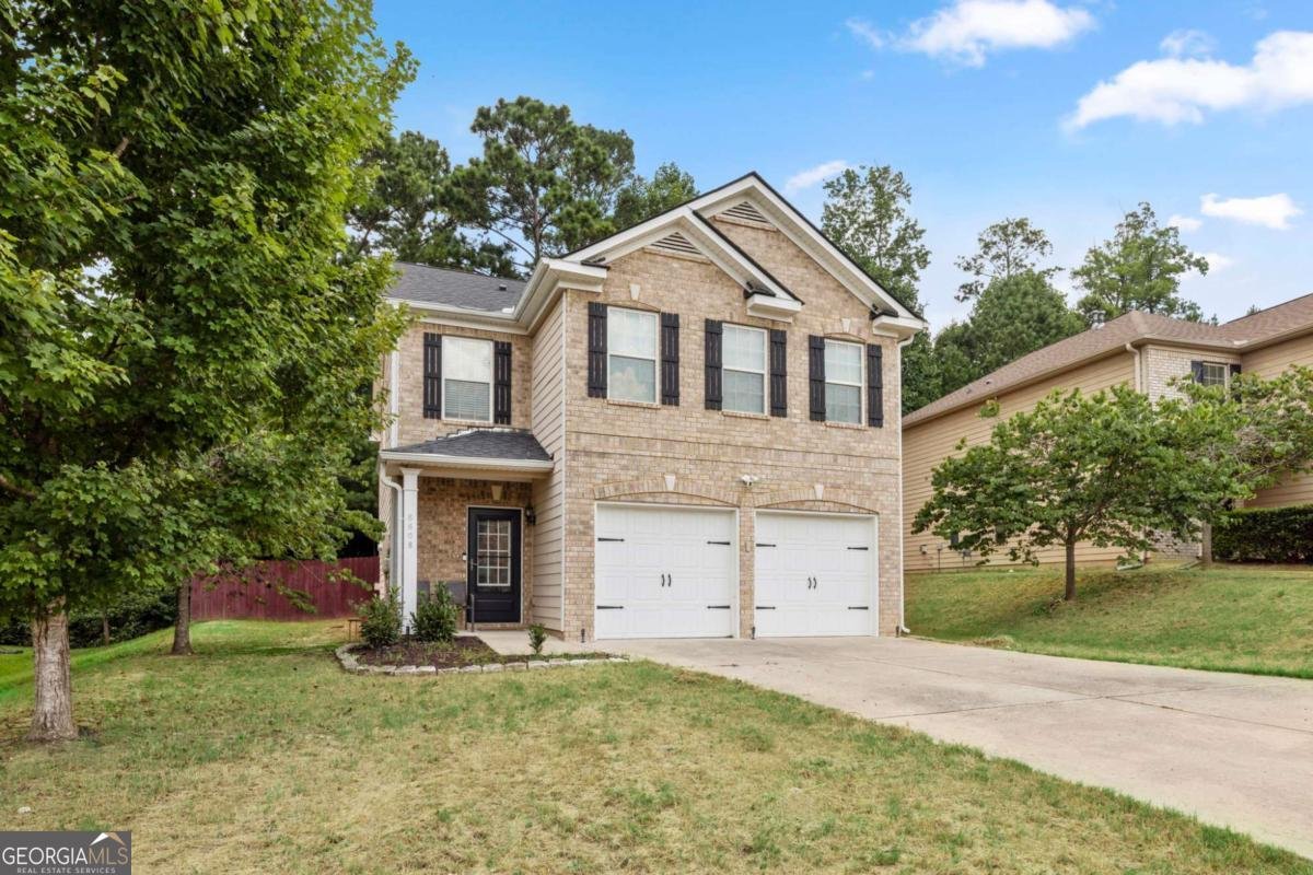 6608 Oak Hill Pass Fairburn - 1