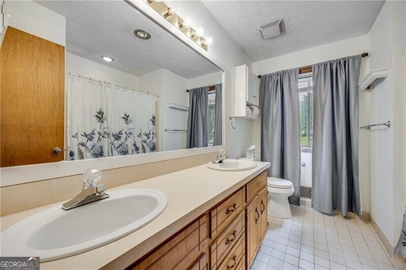 8070 Beachwood Drive Murrayville - 10