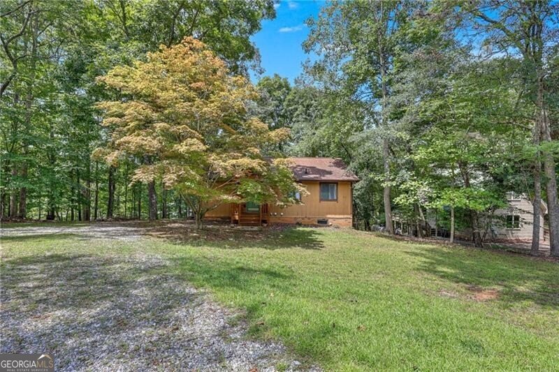 8070 Beachwood Drive Murrayville - 38